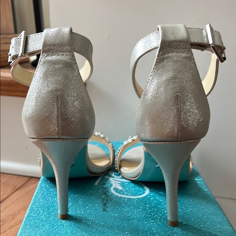 Betsey Johnson Silver Heels with Crystal Embellishments - Picture 5 of 11